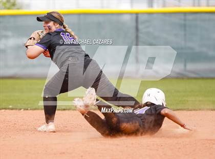 Thumbnail 1 in Queen Creek @ Arizona College Prep (Hamilton Invitational) photogallery.