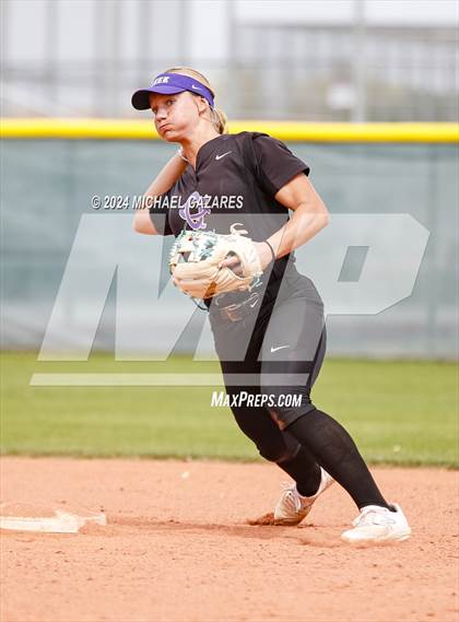 Thumbnail 2 in Queen Creek @ Arizona College Prep (Hamilton Invitational) photogallery.