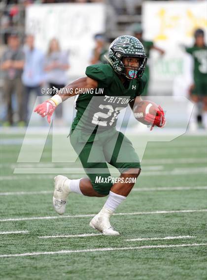 Thumbnail 3 in McClymonds vs. Pacifica (CIF State D2A Final) photogallery.
