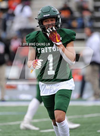 Thumbnail 3 in McClymonds vs. Pacifica (CIF State D2A Final) photogallery.