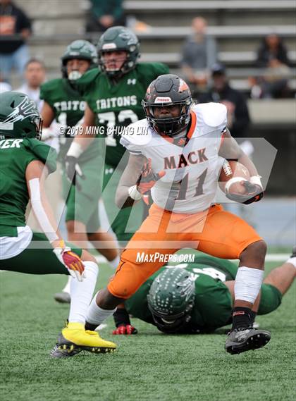 Thumbnail 3 in McClymonds vs. Pacifica (CIF State D2A Final) photogallery.