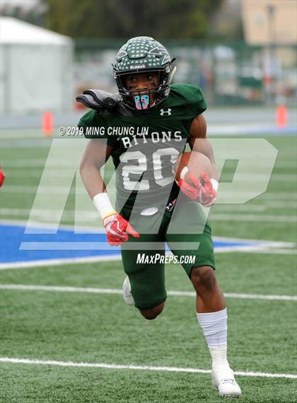 Thumbnail 3 in McClymonds vs. Pacifica (CIF State D2A Final) photogallery.