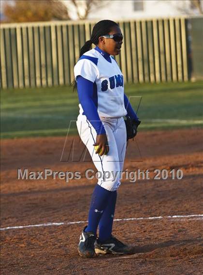 Thumbnail 1 in Nolan Catholic vs. Summit photogallery.