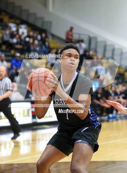 Thumbnail 2 in Irvington Preparatory Academy vs. Park Tudor (IHSAA 2A Regional 21 Championship) photogallery.