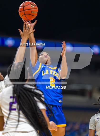 Thumbnail 1 in Lincoln vs. La Vega (UIL 4A Basketball Semifinal) photogallery.