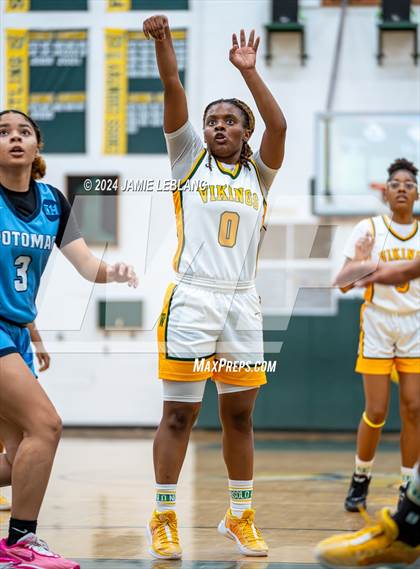 Thumbnail 3 in Potomac Senior @ Woodbridge photogallery.