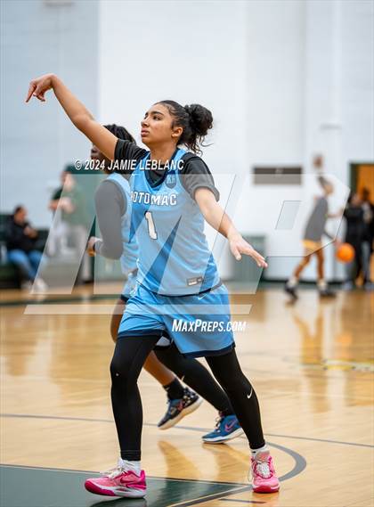 Thumbnail 2 in Potomac Senior @ Woodbridge photogallery.