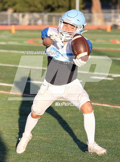 Thumbnail 3 in Sacred Heart Prep @ Hillsdale (scrimmage) photogallery.