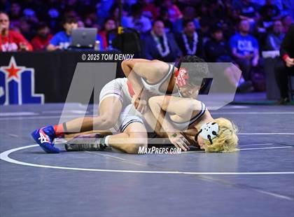 Thumbnail 2 in UIL Wrestling 6A Finals (106 lb - 150 lb) photogallery.