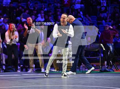Thumbnail 1 in UIL Wrestling 6A Finals (106 lb - 150 lb) photogallery.
