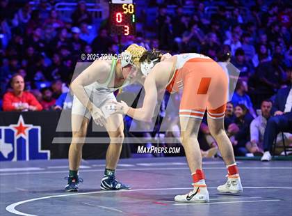 Thumbnail 1 in UIL Wrestling 6A Finals (106 lb - 150 lb) photogallery.
