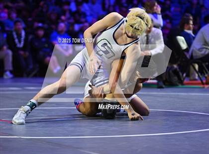 Thumbnail 3 in UIL Wrestling 6A Finals (106 lb - 150 lb) photogallery.