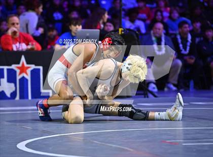 Thumbnail 1 in UIL Wrestling 6A Finals (106 lb - 150 lb) photogallery.