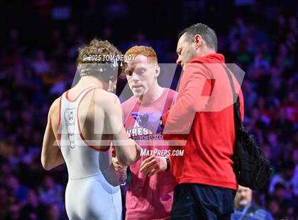 Thumbnail 2 in UIL Wrestling 6A Finals (106 lb - 150 lb) photogallery.