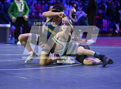 Thumbnail 2 in UIL Wrestling 6A Finals (106 lb - 150 lb) photogallery.