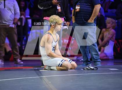 Thumbnail 2 in UIL Wrestling 6A Finals (106 lb - 150 lb) photogallery.