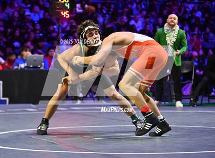 Thumbnail 1 in UIL Wrestling 6A Finals (106 lb - 150 lb) photogallery.