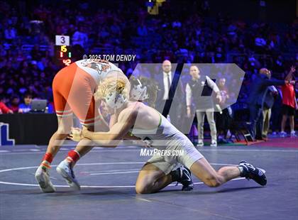 Thumbnail 2 in UIL Wrestling 6A Finals (106 lb - 150 lb) photogallery.