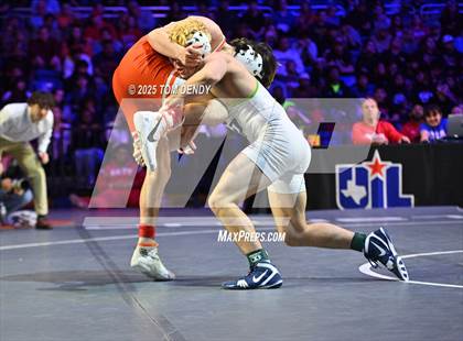 Thumbnail 2 in UIL Wrestling 6A Finals (106 lb - 150 lb) photogallery.