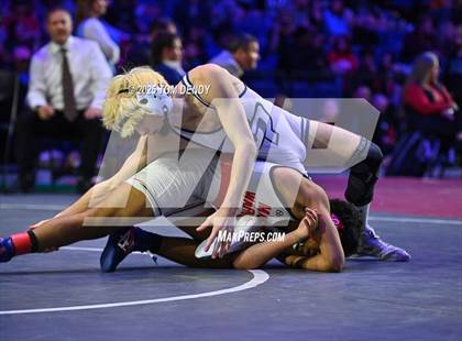 Thumbnail 2 in UIL Wrestling 6A Finals (106 lb - 150 lb) photogallery.