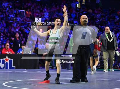 Thumbnail 1 in UIL Wrestling 6A Finals (106 lb - 150 lb) photogallery.