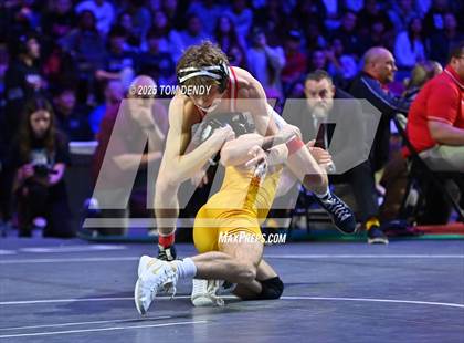 Thumbnail 3 in UIL Wrestling 6A Finals (106 lb - 150 lb) photogallery.