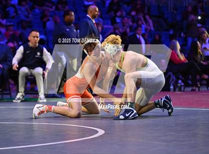 Thumbnail 3 in UIL Wrestling 6A Finals (106 lb - 150 lb) photogallery.