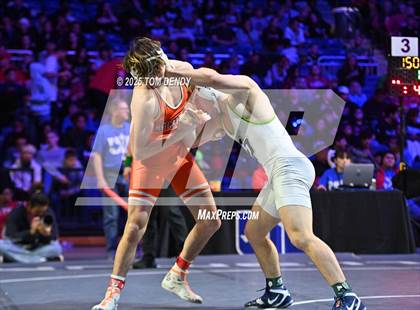 Thumbnail 3 in UIL Wrestling 6A Finals (106 lb - 150 lb) photogallery.
