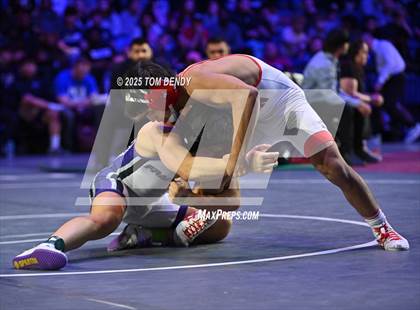 Thumbnail 1 in UIL Wrestling 6A Finals (106 lb - 150 lb) photogallery.