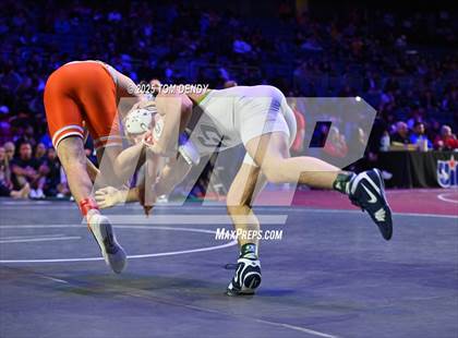 Thumbnail 3 in UIL Wrestling 6A Finals (106 lb - 150 lb) photogallery.