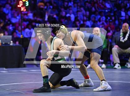 Thumbnail 3 in UIL Wrestling 6A Finals (106 lb - 150 lb) photogallery.