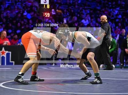 Thumbnail 2 in UIL Wrestling 6A Finals (106 lb - 150 lb) photogallery.