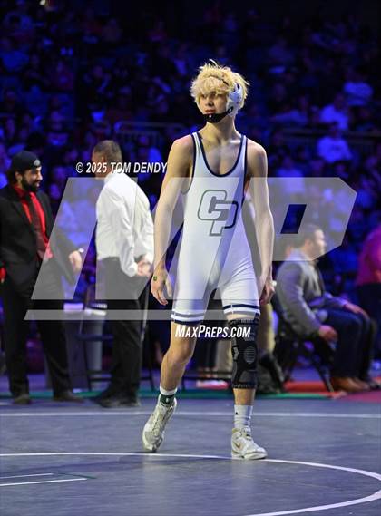 Thumbnail 2 in UIL Wrestling 6A Finals (106 lb - 150 lb) photogallery.
