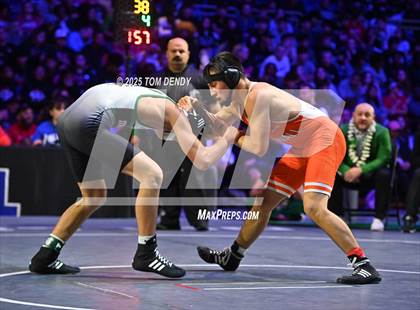 Thumbnail 3 in UIL Wrestling 6A Finals (106 lb - 150 lb) photogallery.