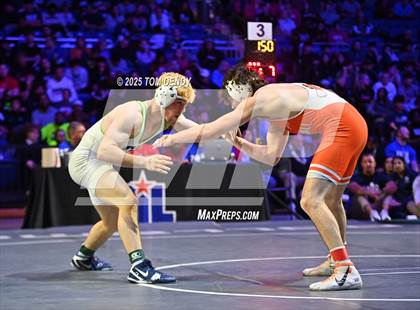 Thumbnail 1 in UIL Wrestling 6A Finals (106 lb - 150 lb) photogallery.