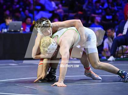 Thumbnail 1 in UIL Wrestling 6A Finals (106 lb - 150 lb) photogallery.