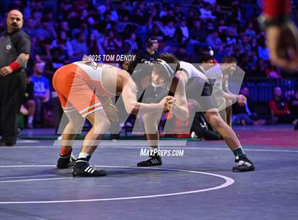 Thumbnail 1 in UIL Wrestling 6A Finals (106 lb - 150 lb) photogallery.