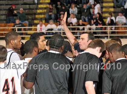 Thumbnail 2 in Salem vs Mt. Vernon (3A Regionals) photogallery.