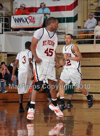 Thumbnail 2 in Salem vs Mt. Vernon (3A Regionals) photogallery.