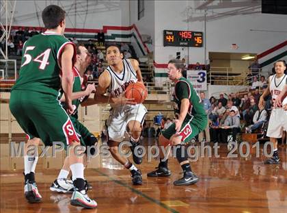 Thumbnail 1 in Salem vs Mt. Vernon (3A Regionals) photogallery.