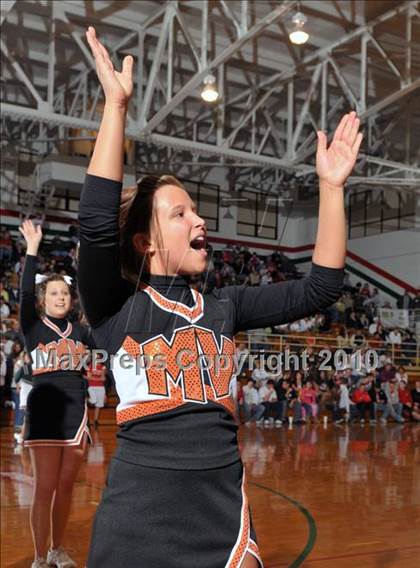 Thumbnail 1 in Salem vs Mt. Vernon (3A Regionals) photogallery.