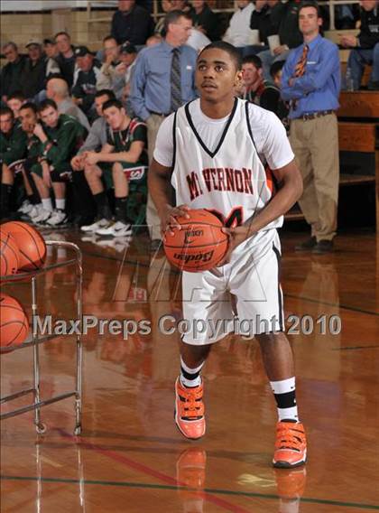 Thumbnail 3 in Salem vs Mt. Vernon (3A Regionals) photogallery.