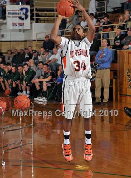 Thumbnail 1 in Salem vs Mt. Vernon (3A Regionals) photogallery.