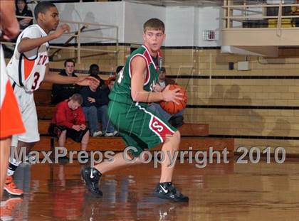Thumbnail 2 in Salem vs Mt. Vernon (3A Regionals) photogallery.