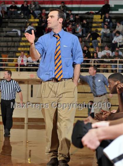 Thumbnail 3 in Salem vs Mt. Vernon (3A Regionals) photogallery.