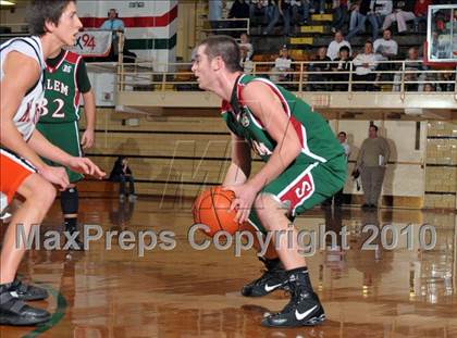 Thumbnail 3 in Salem vs Mt. Vernon (3A Regionals) photogallery.