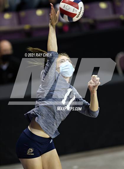 Thumbnail 2 in Palmer Ridge vs. Mead (CHSAA 4A Championship) photogallery.