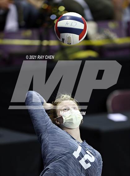 Thumbnail 2 in Palmer Ridge vs. Mead (CHSAA 4A Championship) photogallery.
