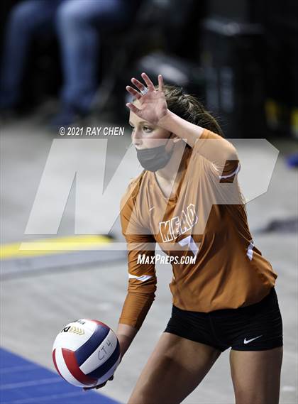 Thumbnail 1 in Palmer Ridge vs. Mead (CHSAA 4A Championship) photogallery.