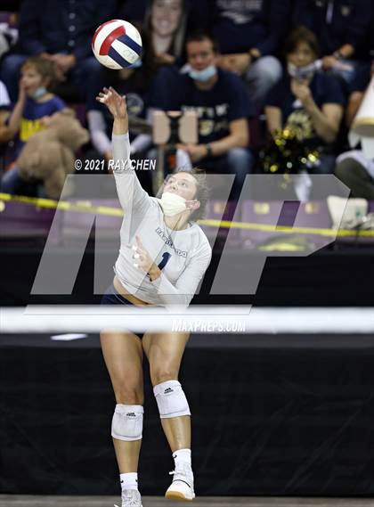 Thumbnail 1 in Palmer Ridge vs. Mead (CHSAA 4A Championship) photogallery.